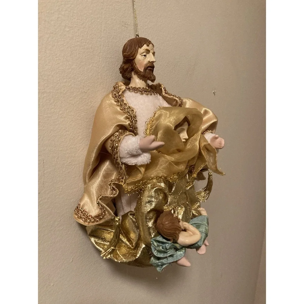 Nativity Christmas Ornament Dillard's‎ Trimmings Retired Resin Boxed Ornate